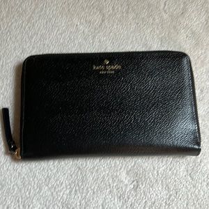 Kate Spade large zip wallet